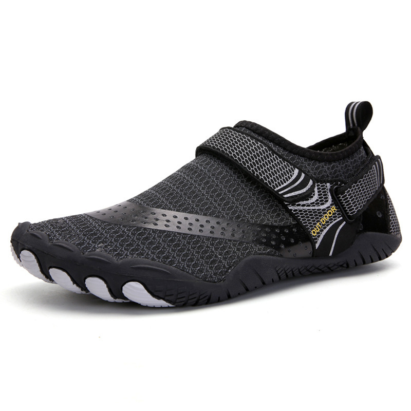 Outdoor amphibious men's and women's sports five-finger beach wading shoes upstream shoes hiking shoes quick-drying large size