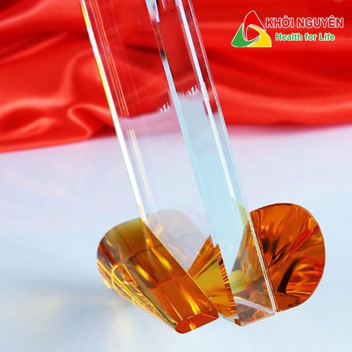 Kỷ niệm chương pha lê K-031