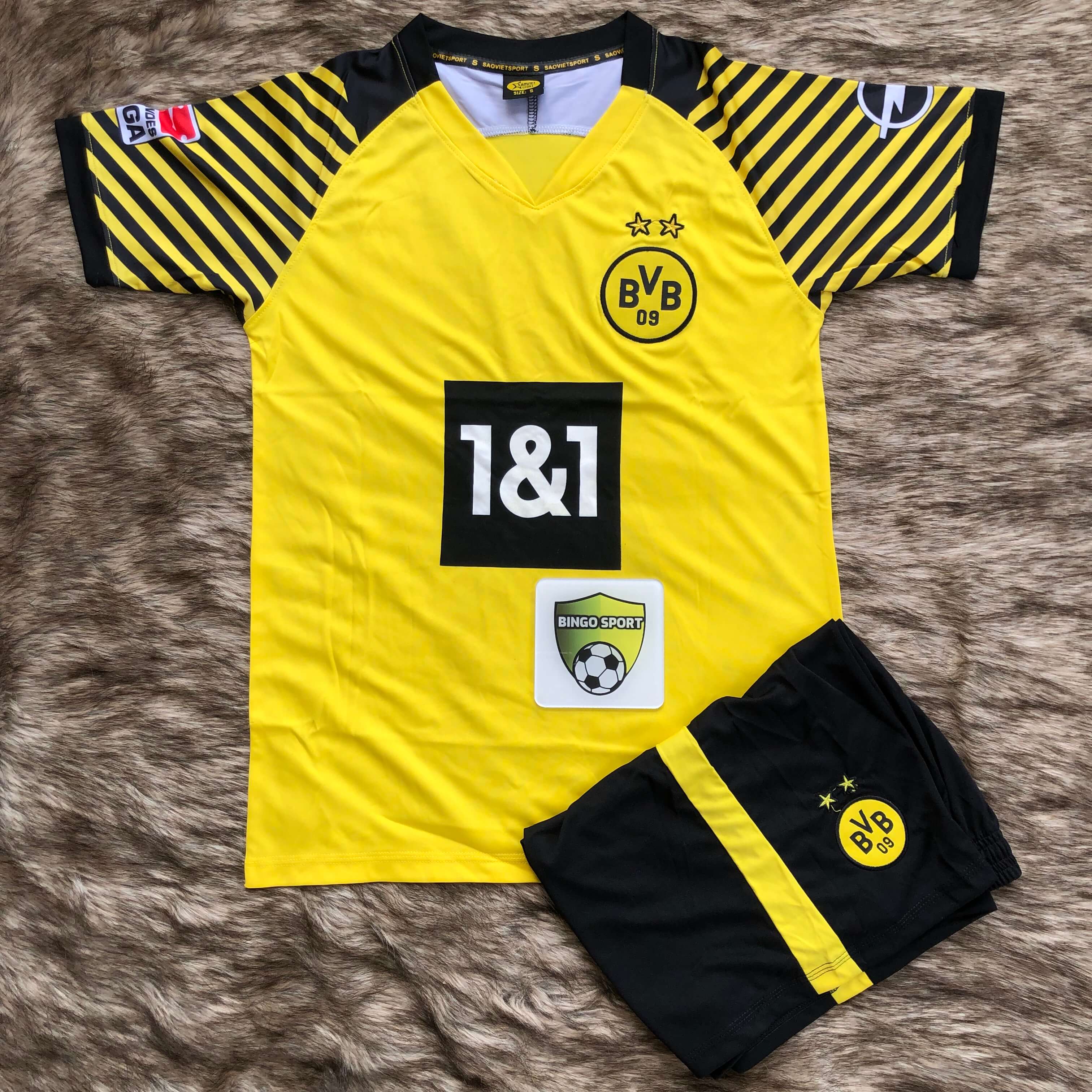 Bộ Quần Áo Bóng Đá DORTMUND Màu Vàng Mẫu Mới Thun Lạnh 4 Chiều, Logo Thêu Nổi Cao Cấp Đẹp Giá Rẻ 21/22