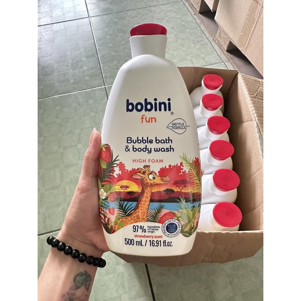 Gel tắm tạo bọt cho trẻ em Bobini Fun mềm mịn hương dâu tây 1+ tuổi 500ML