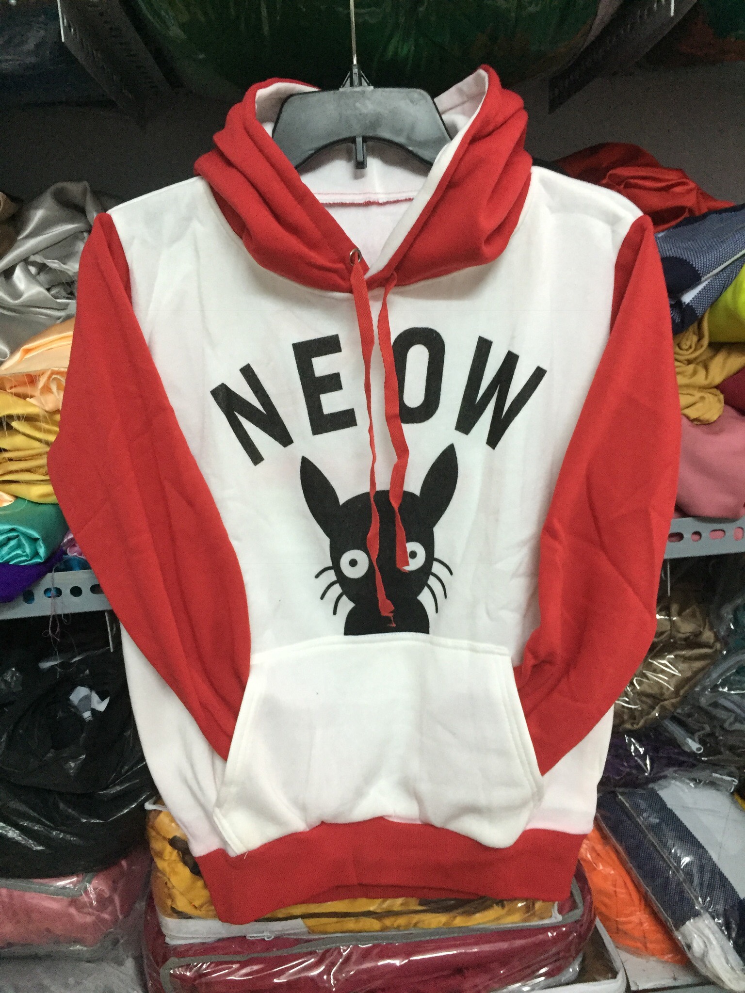 Áo hoodie nữ phối tay - nón chất nỉ ngoại in NEOW. Có ảnh thật treo