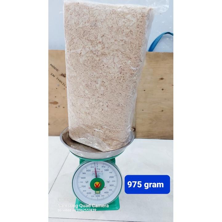 Dăm bào mùn cưa gỗ tự nhiên ép khối Bịch 1kg / bao PE Dùng lót chuồng hamster, bọ, thỏ , gà, ngựa, làm chất đốt