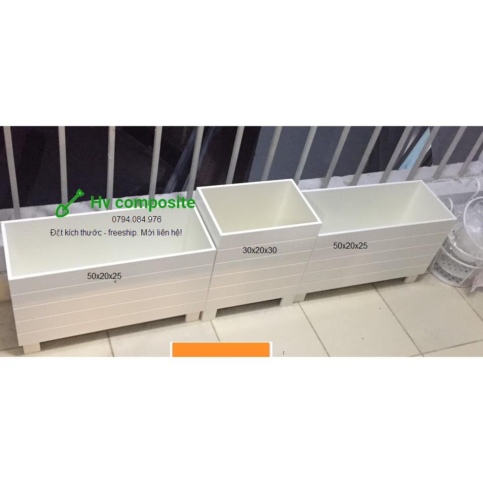 Chậu trồng cây mẫu kẻ ngang