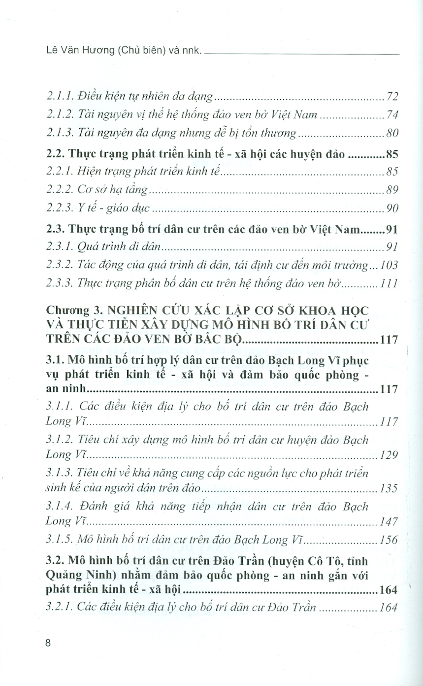 Mô Hình Bố Trí Dân Cư Phục Vụ Phát Triển Kinh Tế - Xã Hội Bền Vững Hệ Thống Đảo Ven Bờ Việt Nam (Bộ Sách Chuyên Khảo Biển Và Công Nghệ Biển) (Bìa Cứng)
