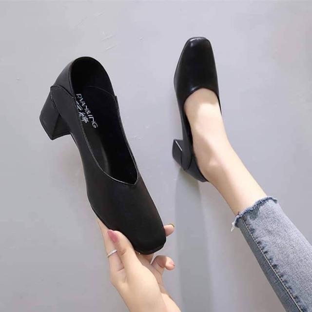 Sandal và cao gót sz e xả lỗ luôn ạ