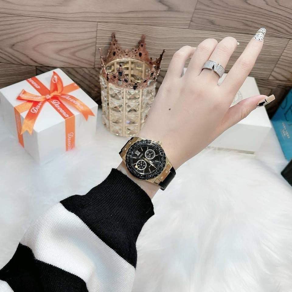 Đồng Hồ Nữ Guess U1053L7 Dáng Hublot (Size 39mm)