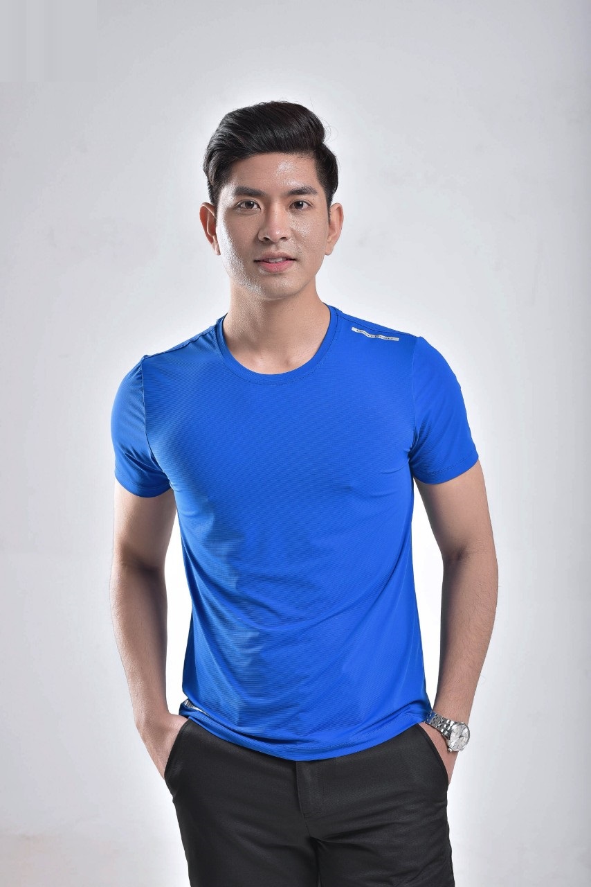 Áo thun nam DAZIO trắng mát lạnh, áo T-shirt form SlimFit C-02