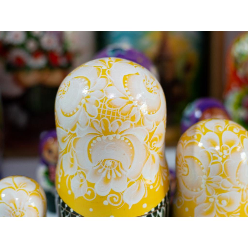 BỘ BÚP BÊ NGA MATRYOSHKA 5 LỚP 18CM "MISA ÔM HOA VÀNG" CỰC ĐẸP VÀ DỄ THƯƠNG
