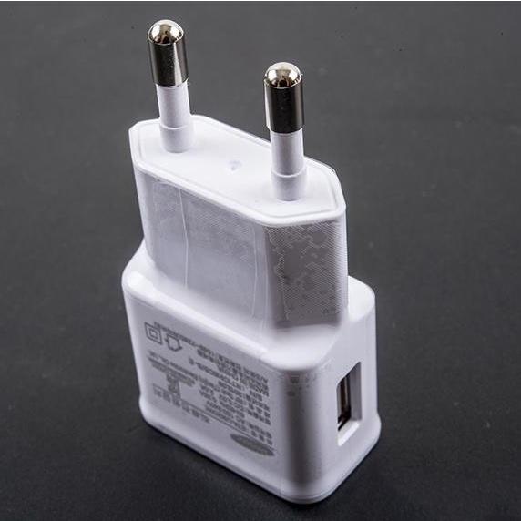 CỐC SẠC ĐIỆN THOẠICỤC SẠC SAMSUNG MÀU TRẮNG SẠC PIN TIỆN DỤNG