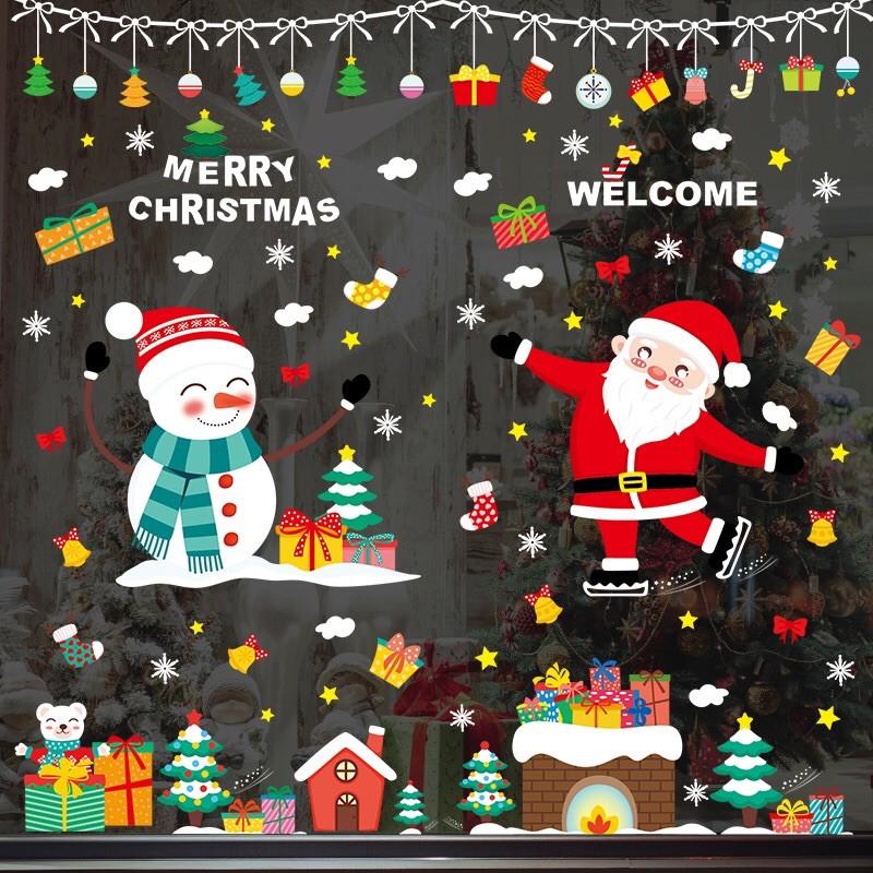 Decal trang trí Noel Hít Tĩnh Điện - Người tuyết vui chơi cùng ông già noel