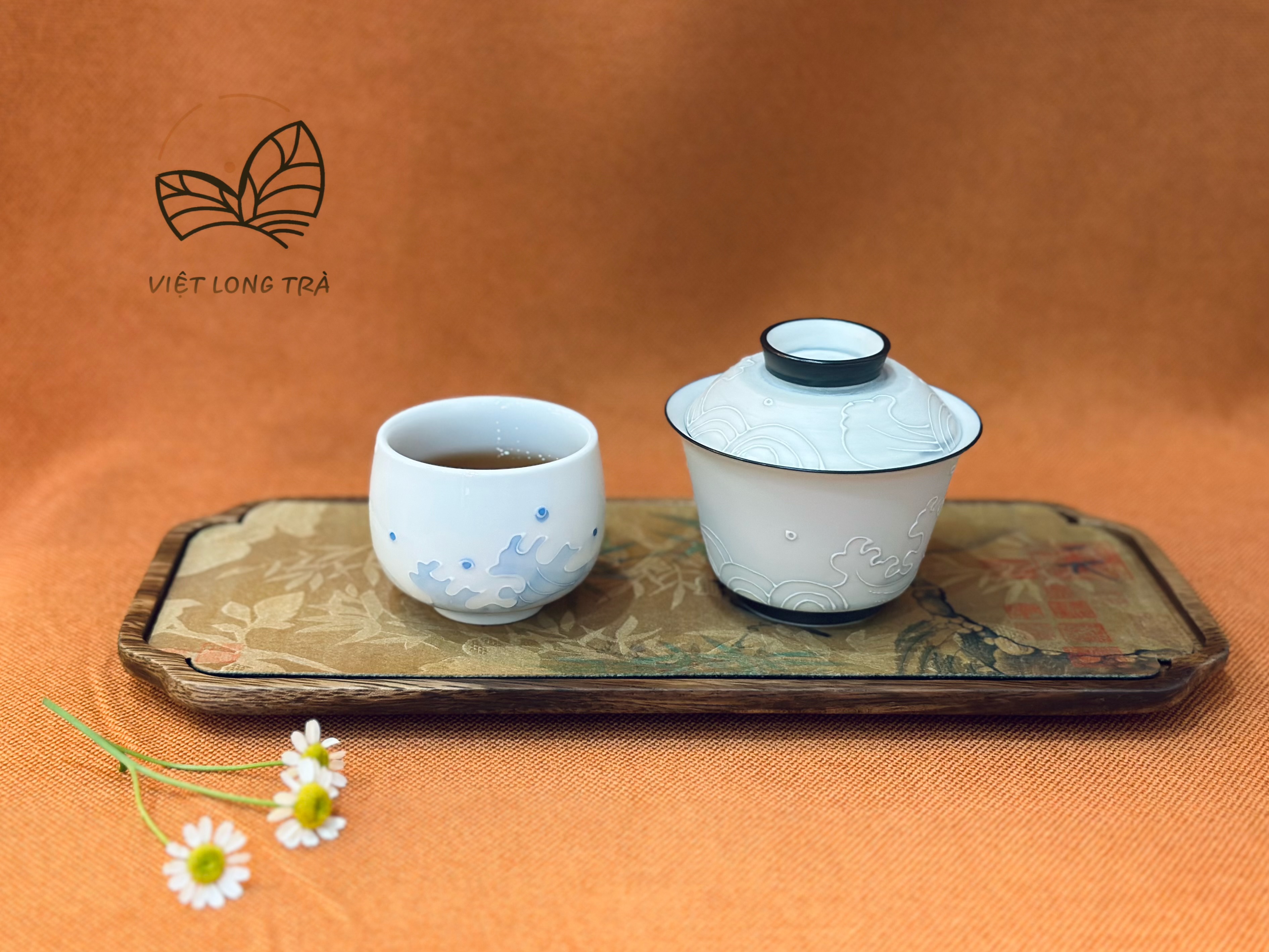 CHÉN TRÀ SỨ CẢNH ĐỨC CAO CẤP - HOẠ TIẾT SÓNG BIỂN VẼ TAY - 110ML - VIỆT LONG TRÀ
