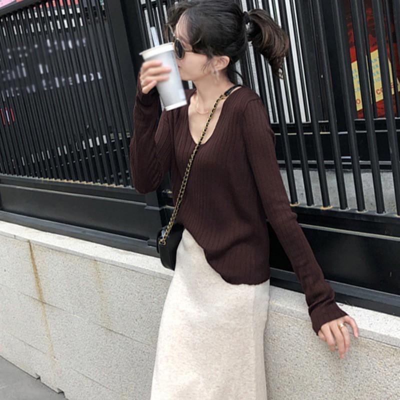 Áo Thun Nữ Tay Dài Cổ Chữ V Dáng Rộng Thời Trang