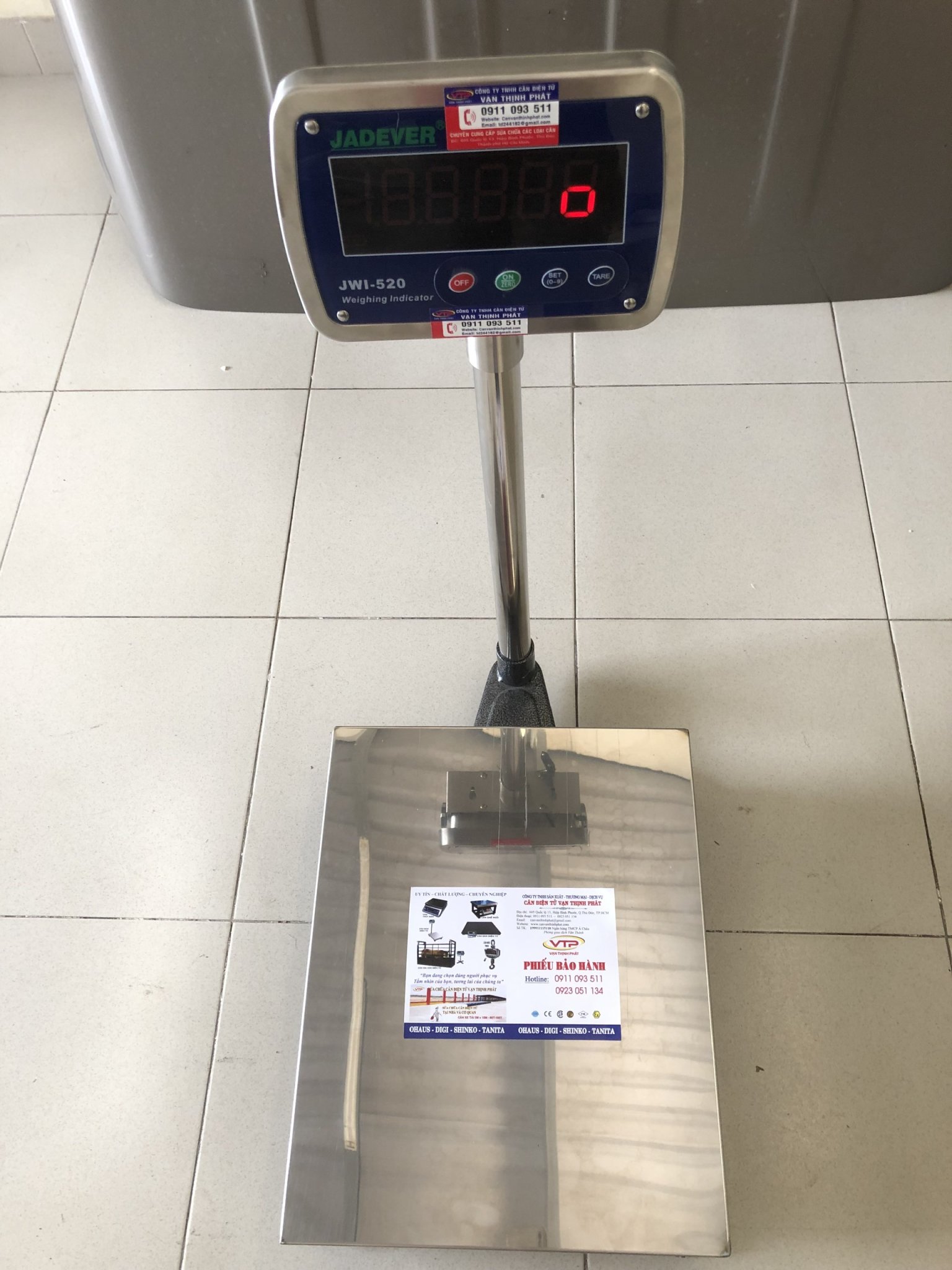 Cân Bàn Điện Tử JWI-520 200 kg