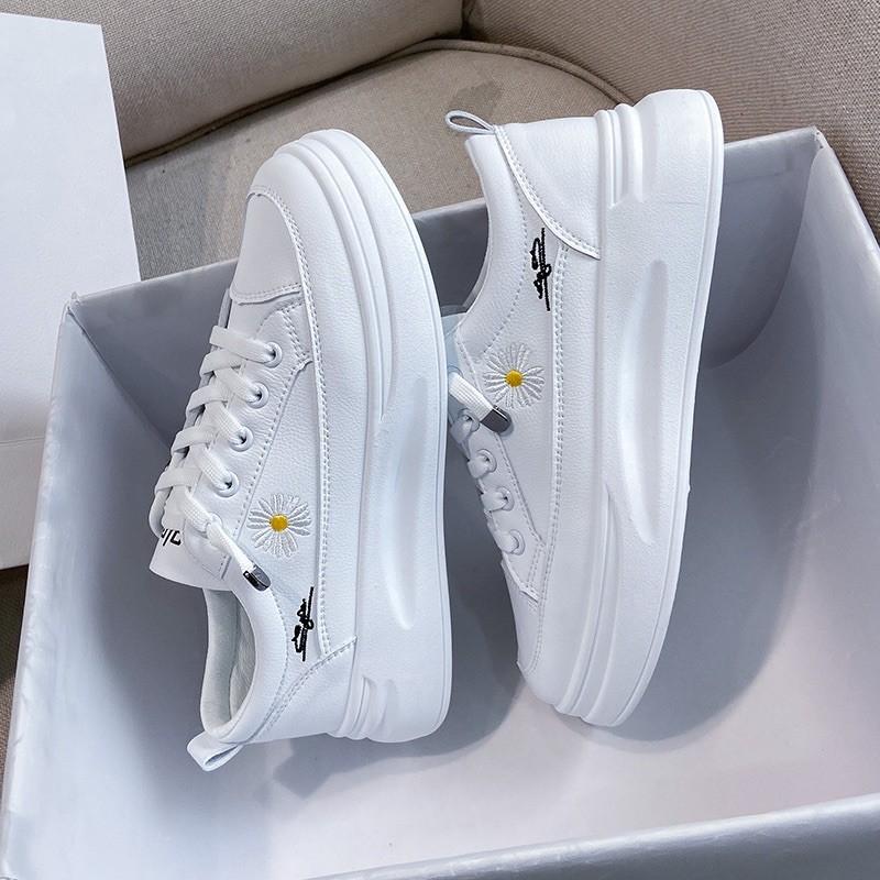 Giày thể thao sneakers nữ hoa cúc độn đế