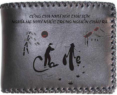 Ví Da Bò Nam Nữ Khâu Viền Khắc Hình GIa Đình