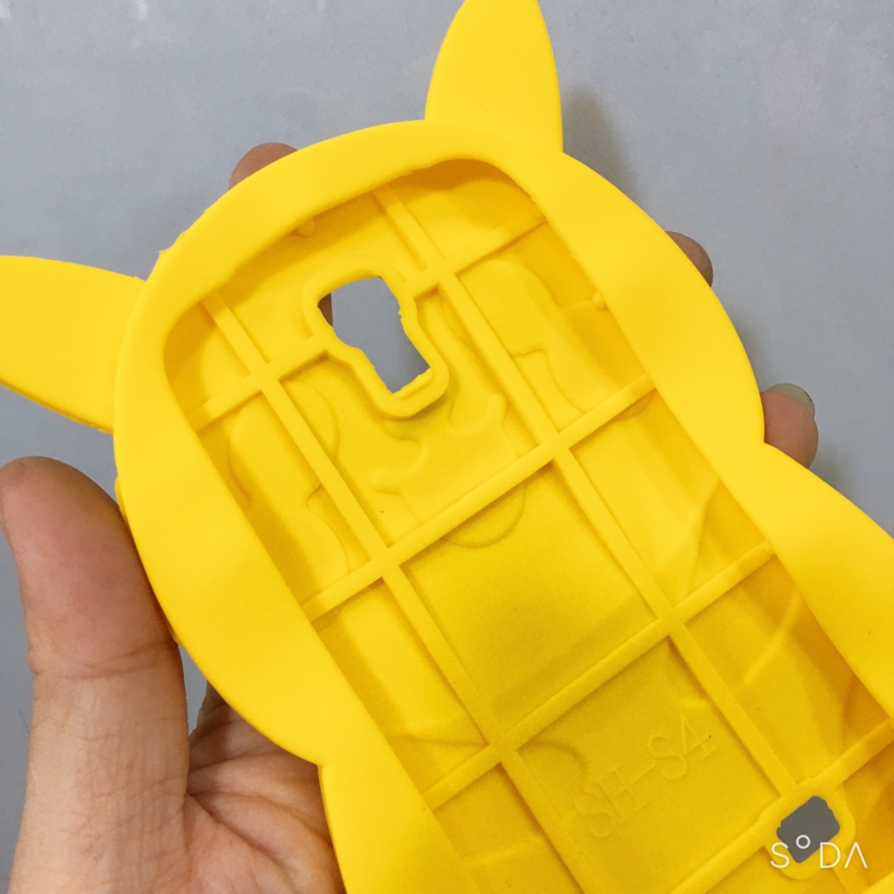 Ốp lưng silicons hình Pikachu đáng yêu dành cho Samsung S4
