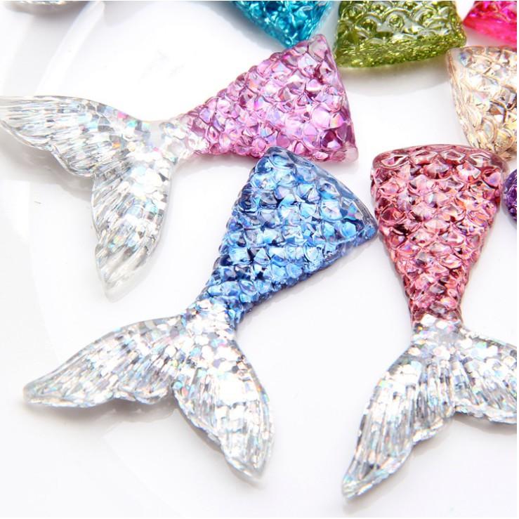 Charm đuôi cá xinh xắn lấp lánh cho các bạn trang trí điện thoại, DIY