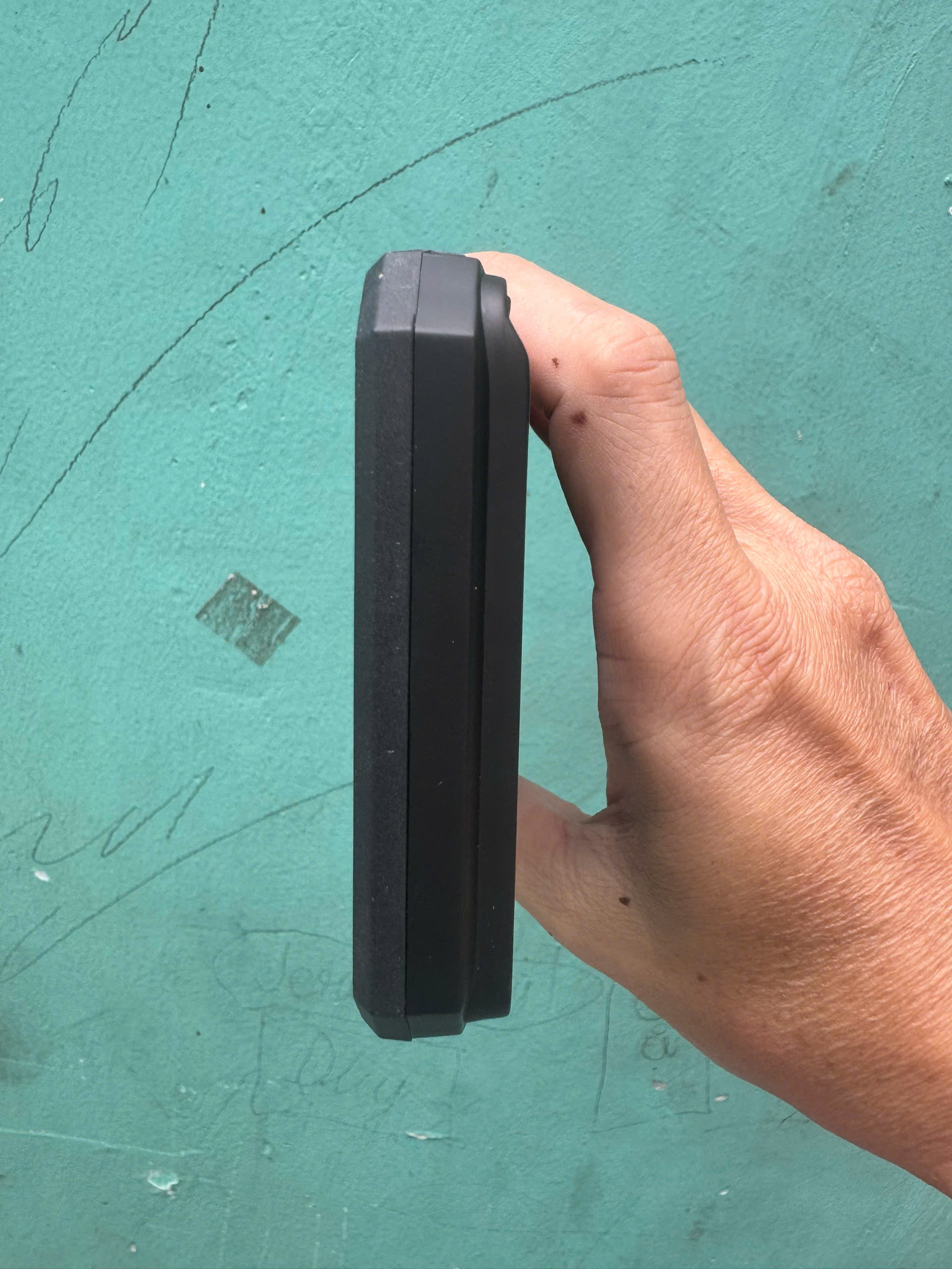 Ốp lưng điện thoại có giá đỡ gấp gọn, xoay 360 độ tích hợp, có nắp che camera dùng cho Iphone 15 ProMax - Hàng chính hãng