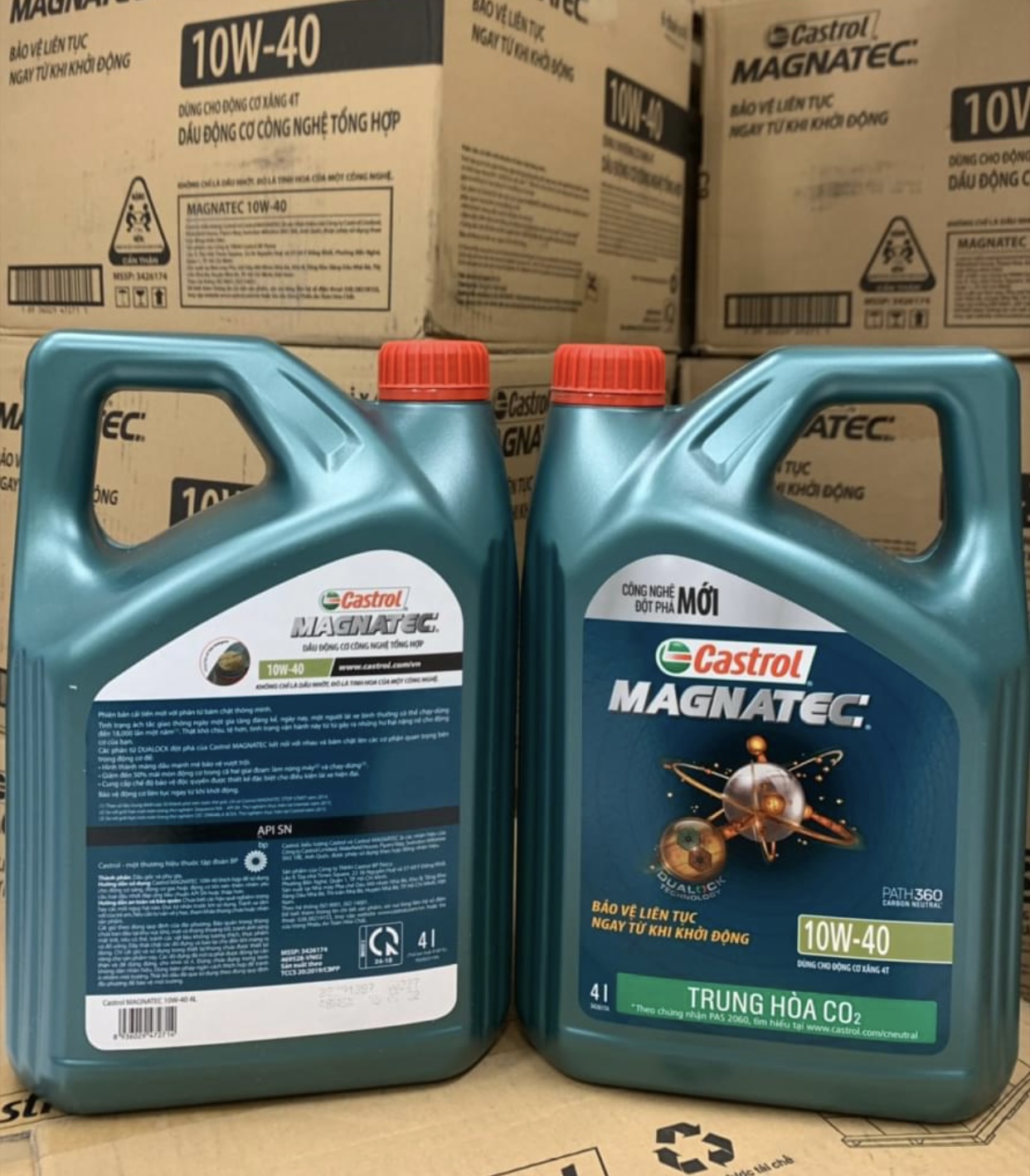 Nhớt ô tô, nhớt tổng hợp CASTROL MAGNATEC 10W40 4Lit