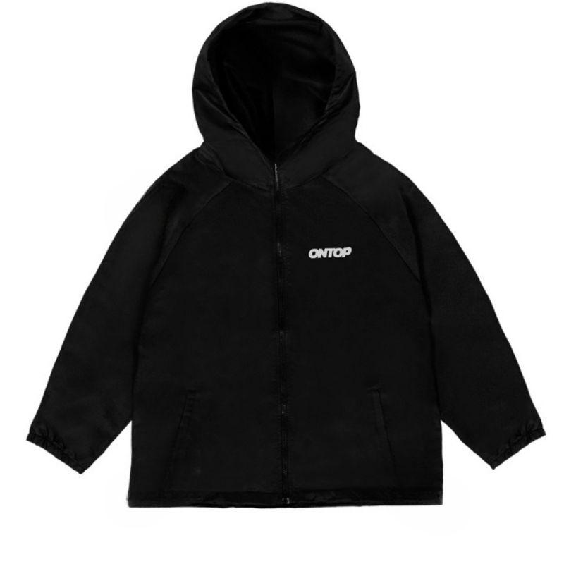 Áo khoác dù local brand ONTOP Worldwide màu đen, có mũ