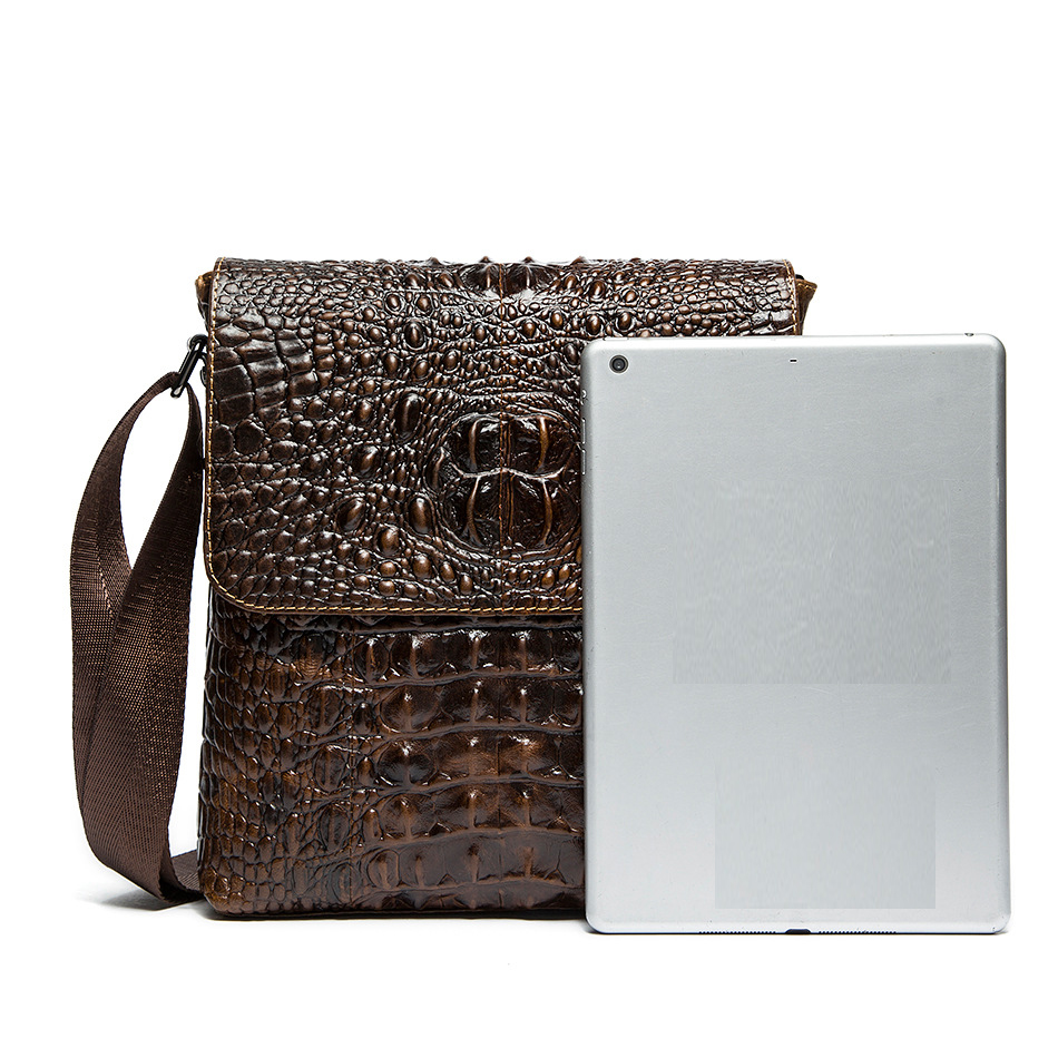 Túi đeo chéo nam DA BÒ THẬT – BEE GEE DCN9346