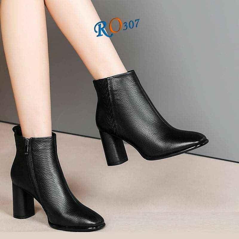 Boots thời trang nữ cổ cao, da lì cao cấp ROSATA RO307 6.5p gót trụ - đen, nâu - HÀNG VIỆT NAM - BKSTORE