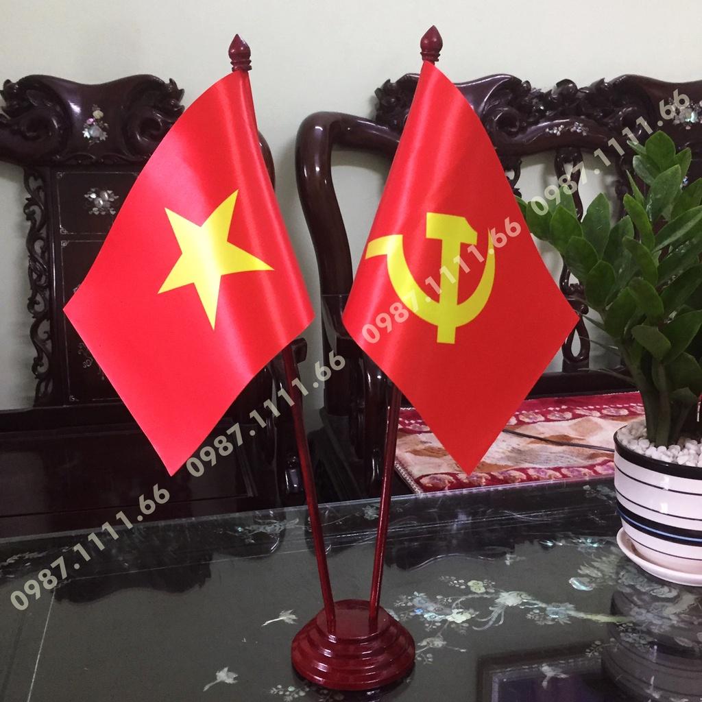 Cờ Để Bàn Đế gỗ Cắm 2 cờ Việt Nam - Đảng