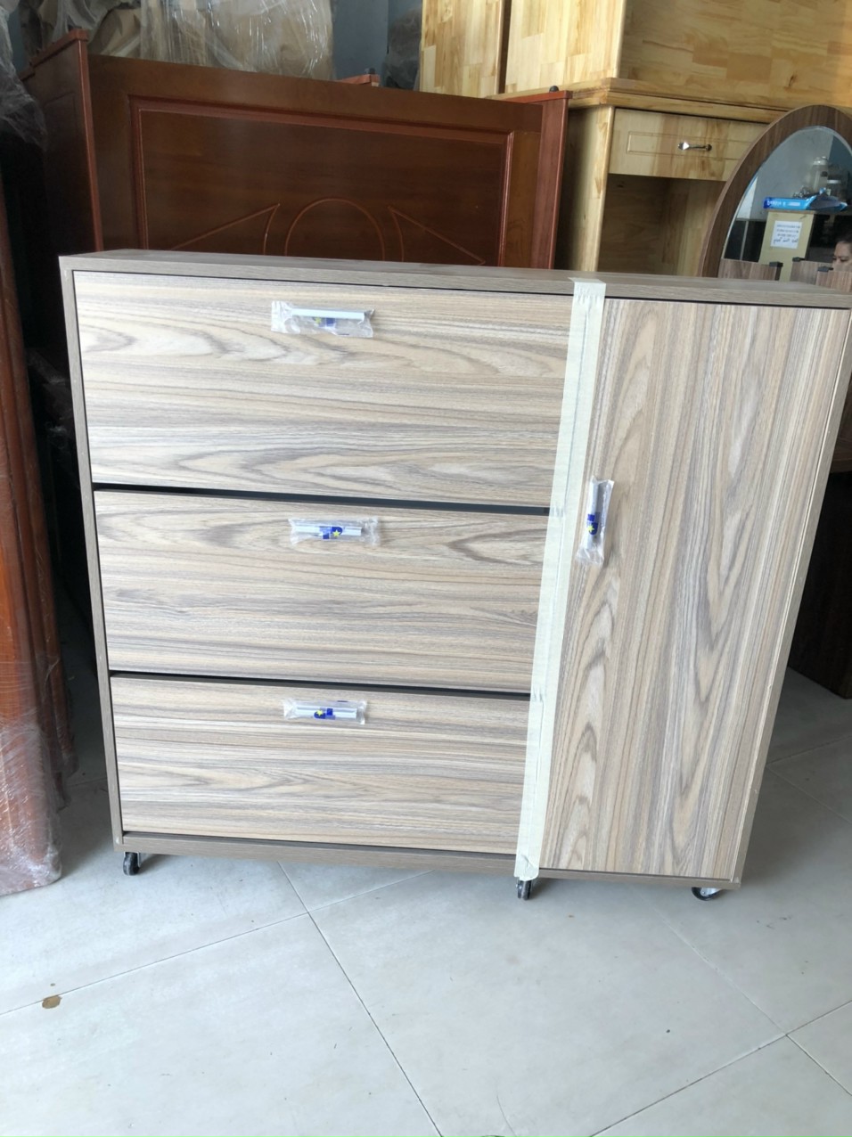 Tủ giày dép thông minh gỗ Ocan ngang 1m 2