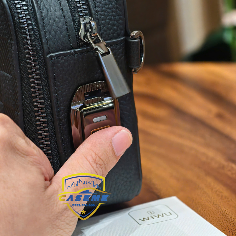 Túi đeo chéo nam WI WU Master da thật khóa vân tay thông minh - Hàng Chính Hãng
