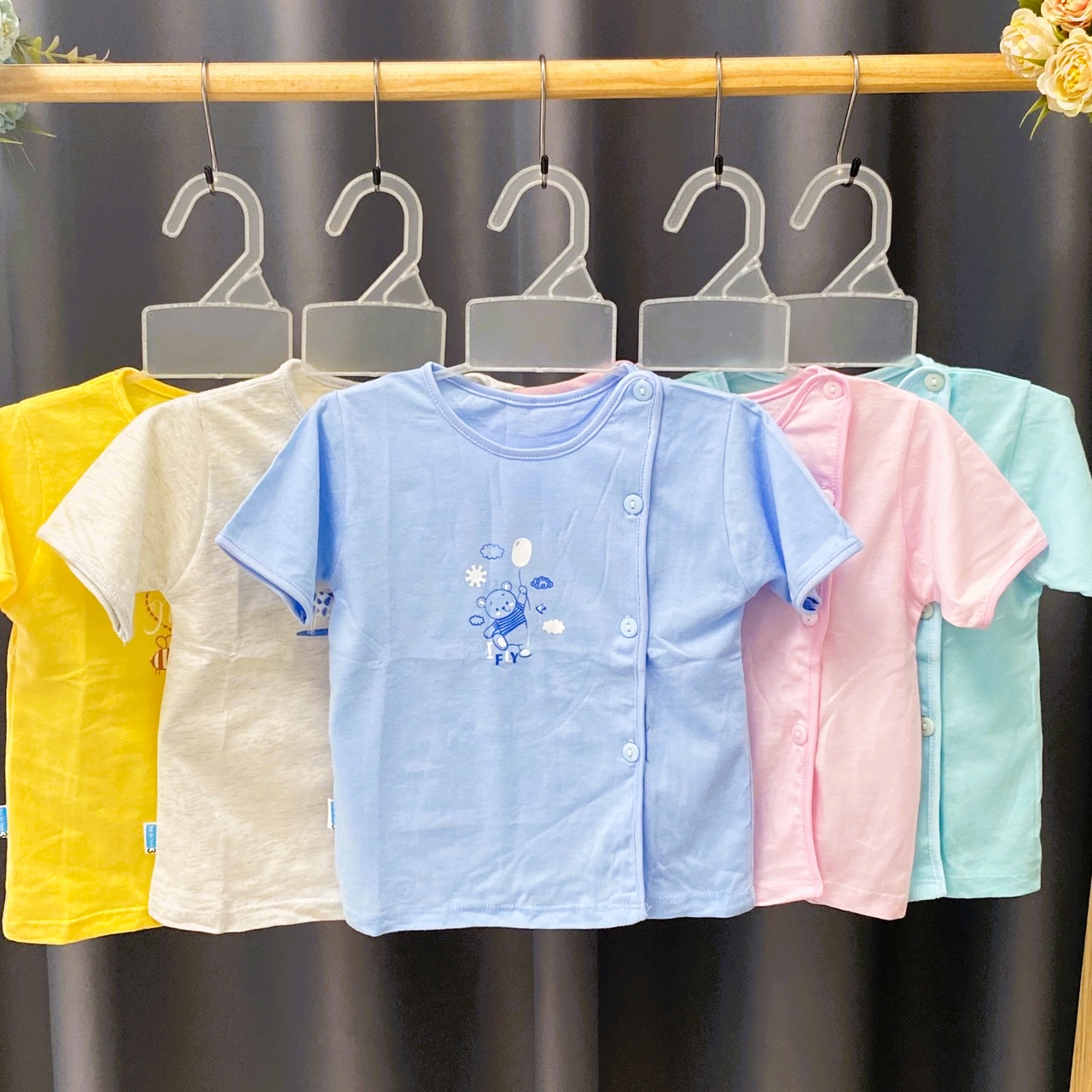 Hình ảnh COMBO 5 Áo sơ sinh cotton THT- TomTom Baby | Mẫu Tay Ngắn Cài Lệch Màu | Size 1-3 cho bé sơ sinh -9kg | quần áo trẻ em