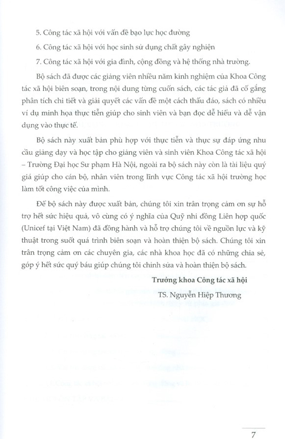 Công Tác Xã Hội Với Gia Đình, Cộng Đồng Và Hệ Thống Nhà Trường