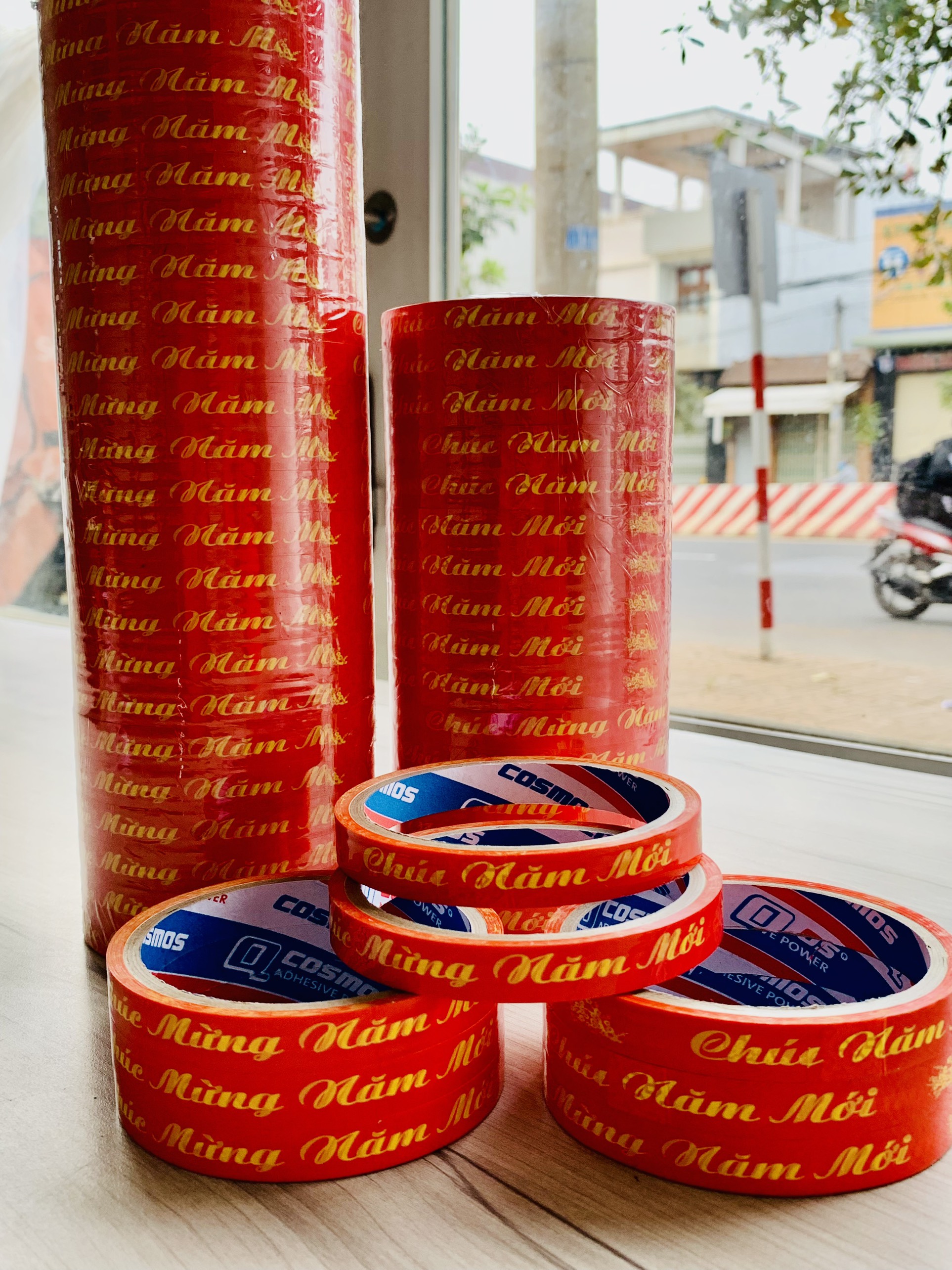 Băng keo in Chúc Mừng Năm Mới màu đỏ