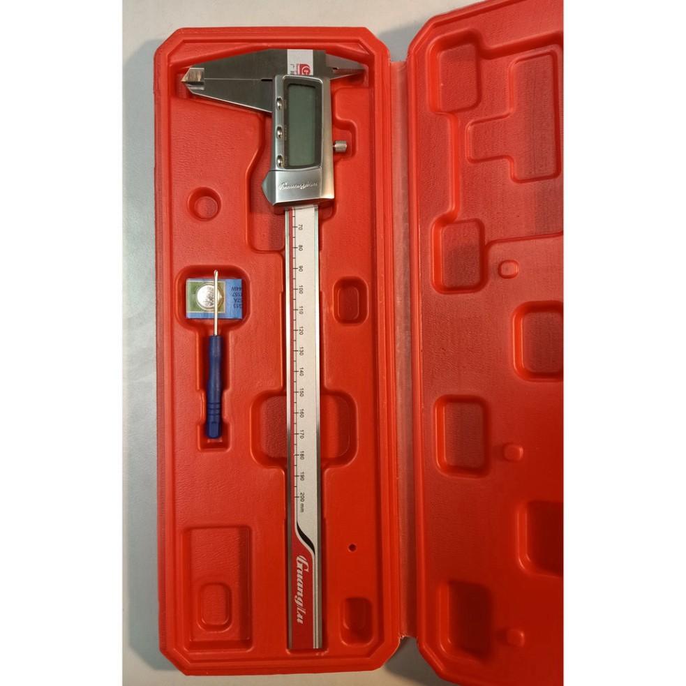 Thước kẹp điện tử GuangLu, từ 0 - 200mm.