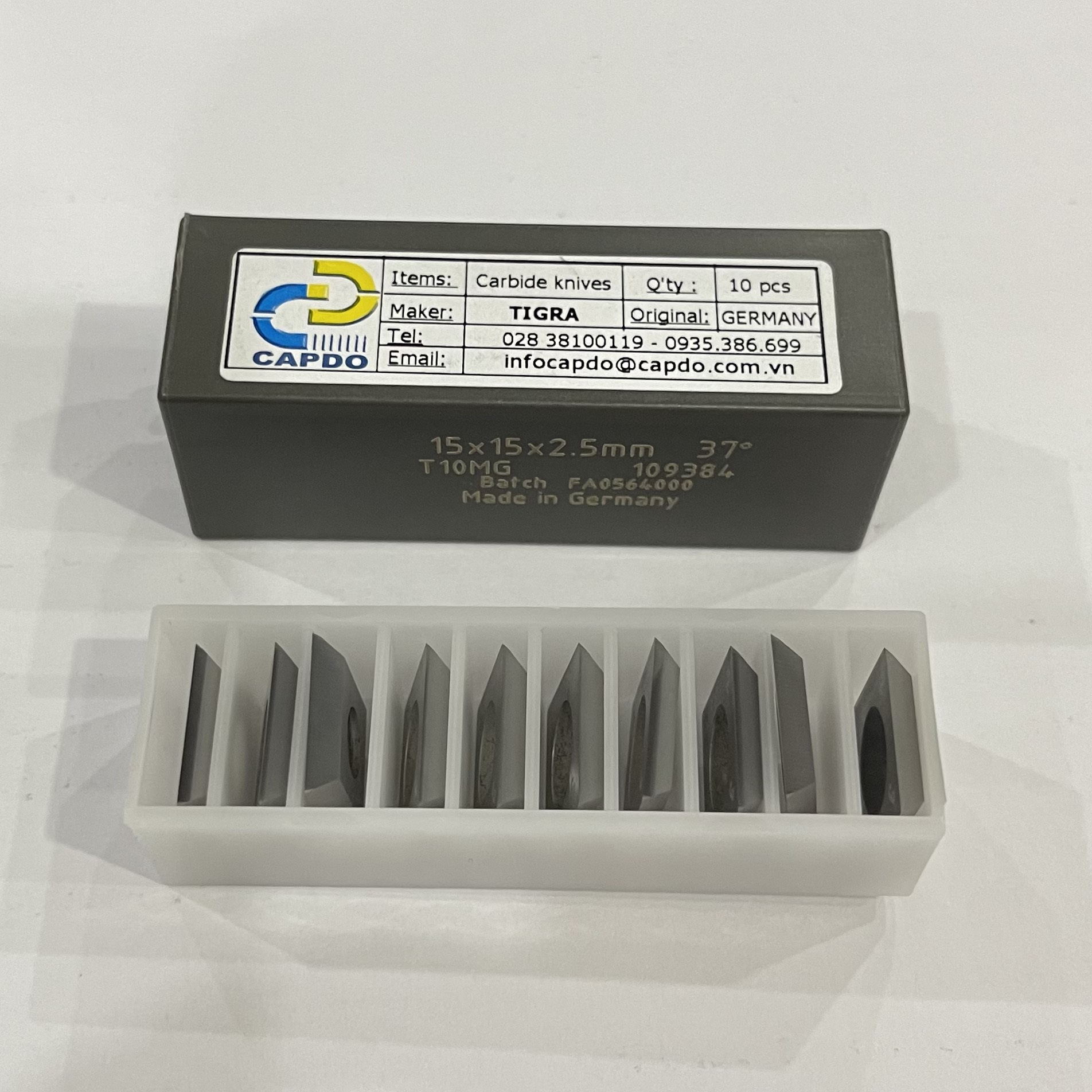 Dao mảnh hợp kim Tigra/Đức 15x15x2.5/D=6.2/37/R0.5/T10MG-109384