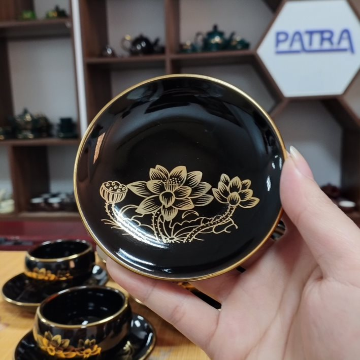 Bộ ấm chén uống trà cao cấp , bộ ấm trà Bát Tràng - hắc liên hoa