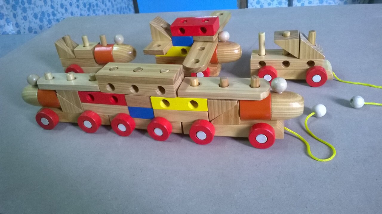 Đồ chơi tàu lắp ghép gỗ đa năng, tàu lắp ráp các mô hình phương tiện giao thông thông minh cho bé