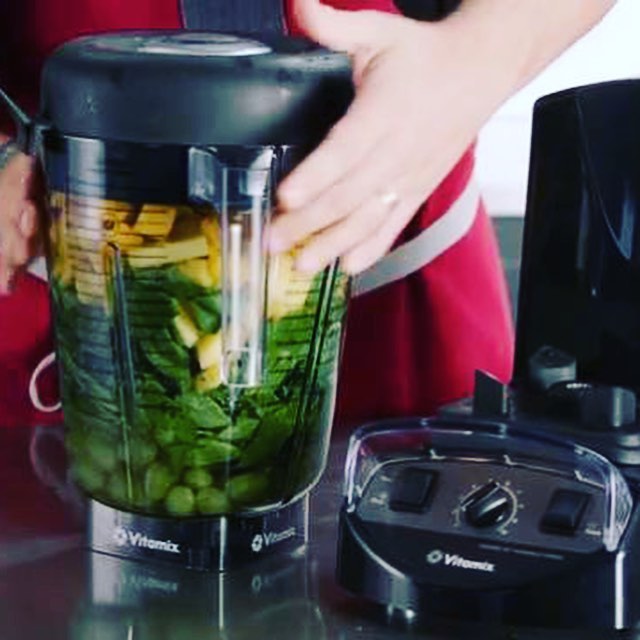 Máy xay sinh tố chuyên nghiệp VITAMIX XL - Hàng chính hãng