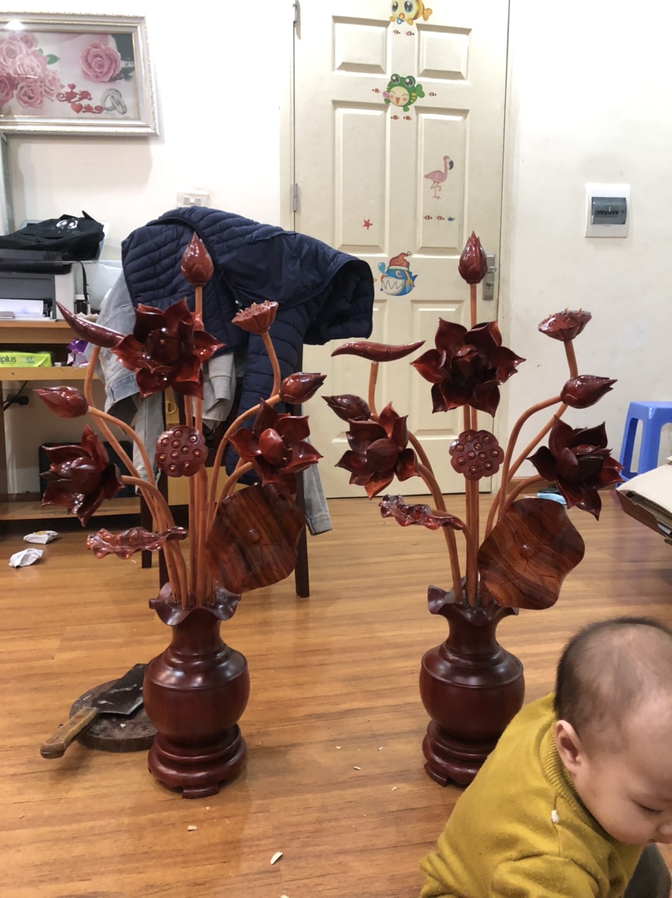 Hoa sen gỗ hương 2 bình trơn