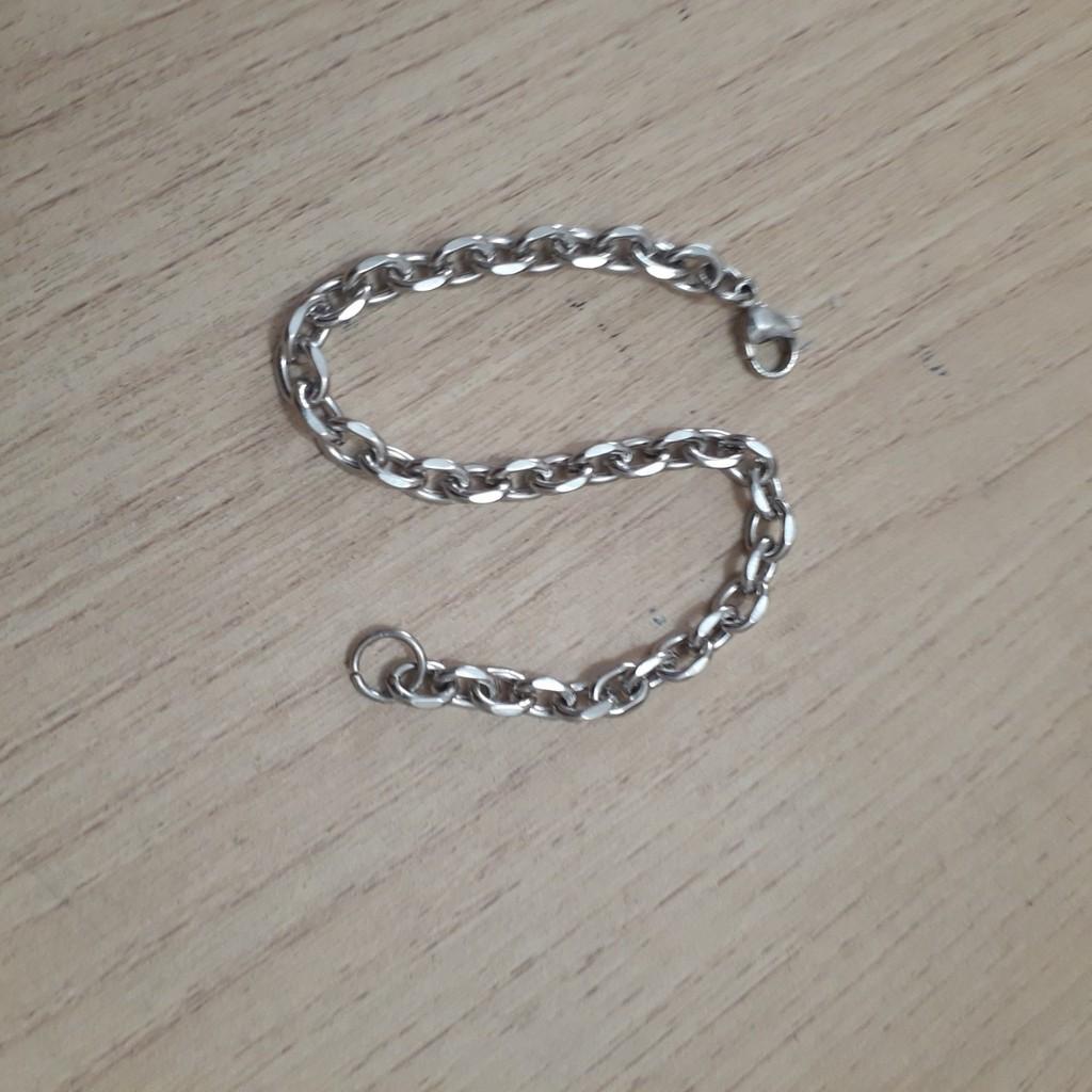 Lắc tay inox cao cấp kiểu xích vát cạnh siêu đẹp, không đen, chuẩn thời trang