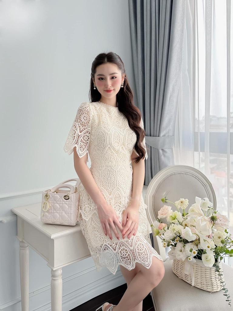 Đầm xòe dự tiệc ren hoa cổ tròn siêu xinh