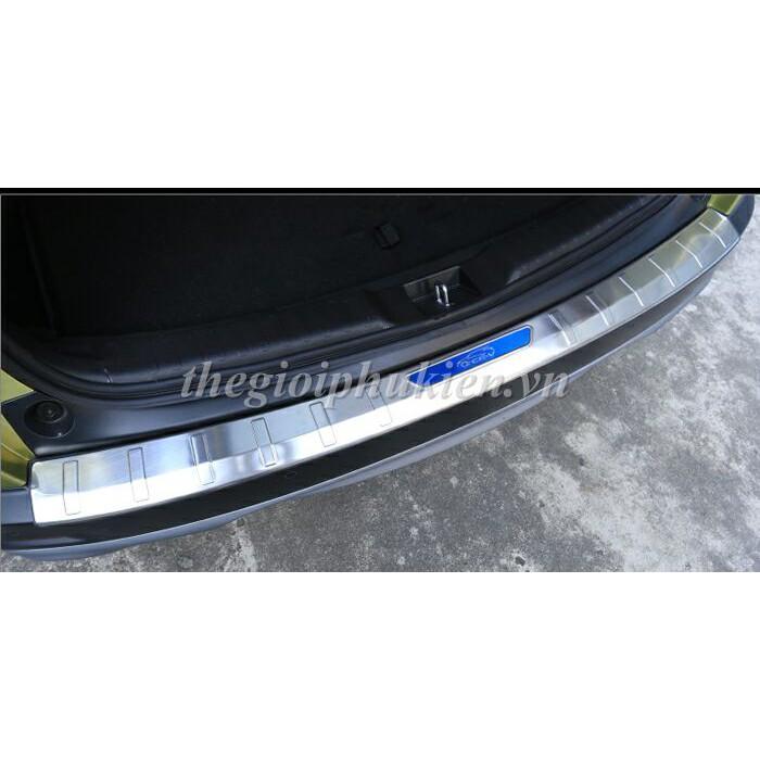 Ốp chống trầy cốp dành cho Honda CR-V, CRV 2018-2019 – Mẫu INOX
