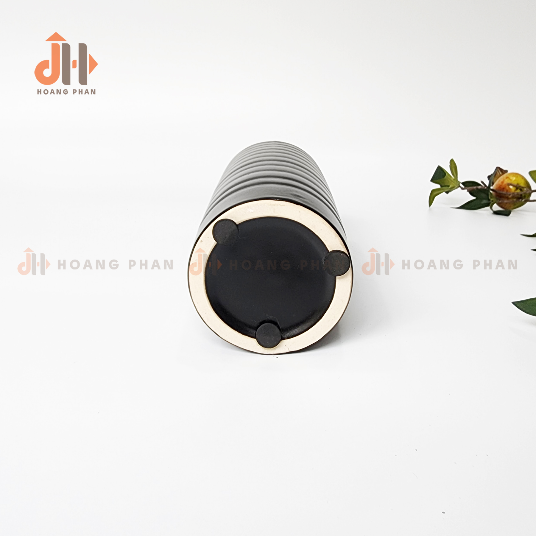 [Nhà Việt] Lọ hoa gốm Hắc Trụ Giản
