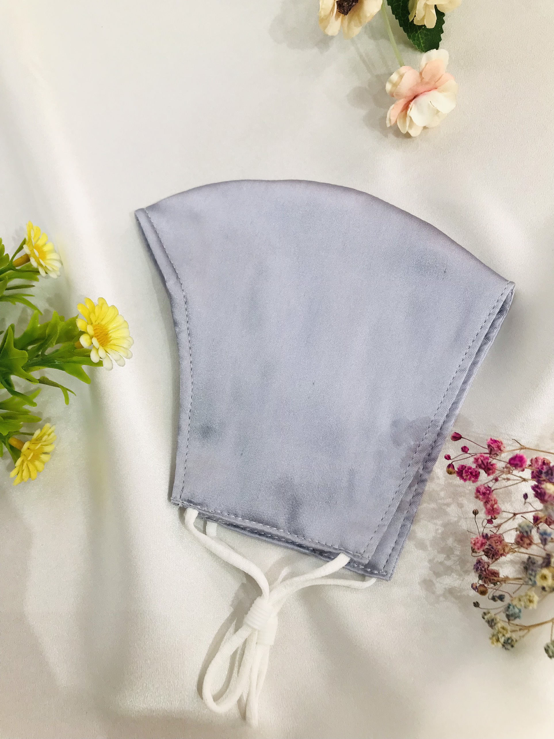 Mulberry silk facemask- Khẩu trang lụa tơ tằm tự nhiên 3 lớp unisex, gồm 2 lớp vải lụa tơ tằm + 01 lớp bông tơ tằm