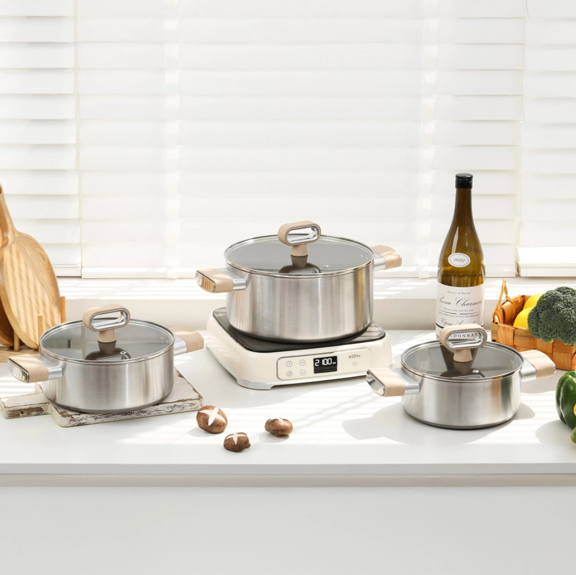 Bộ 3 Nồi Inox 316 Haatz HTA3 Phủ Titanium Aura Chống Dính Tốt, Dẫn Nhiệt Đều, Dùng Mọi Bếp - Hàng Chính Hãng Bảo Hành 5 Năm