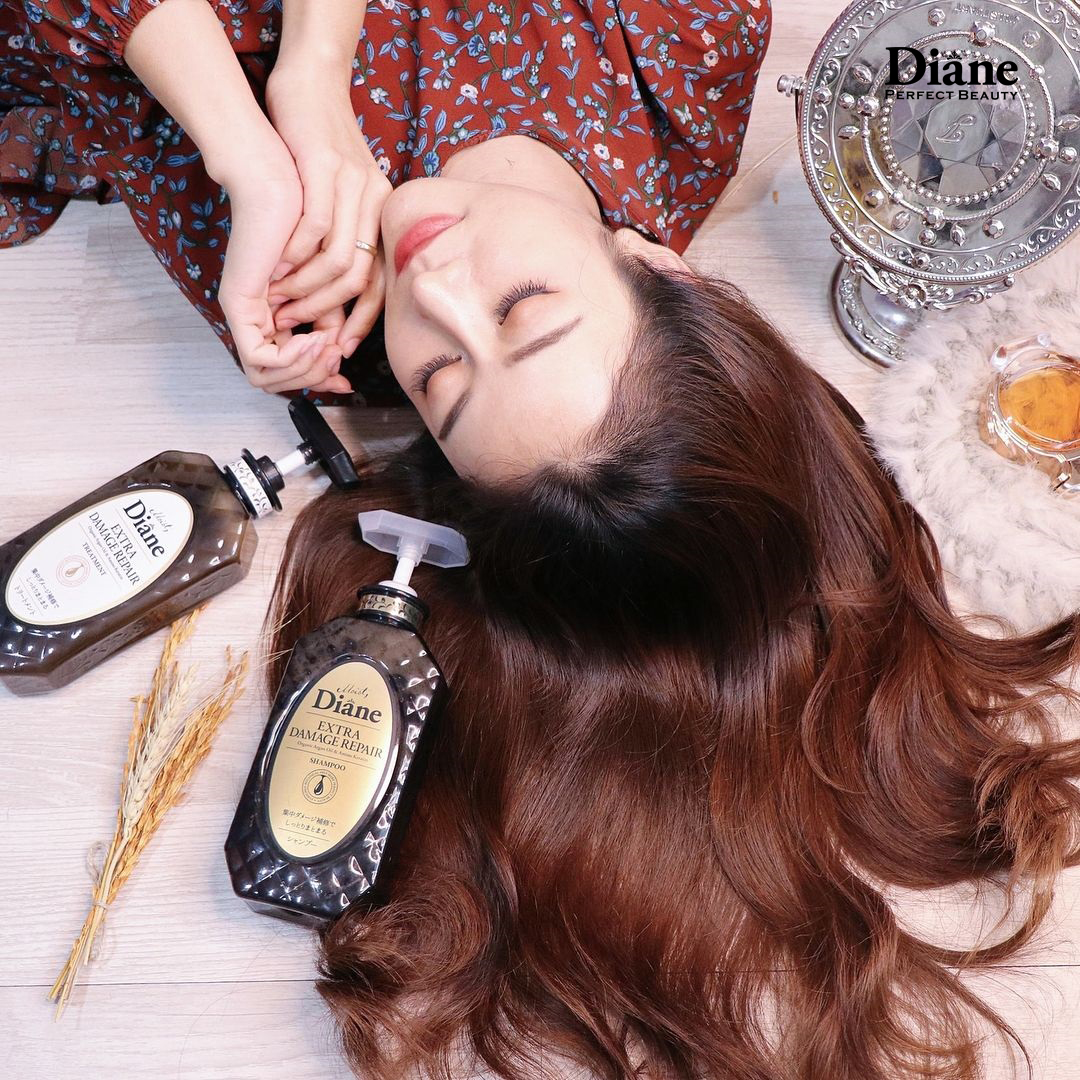 Dầu xả phục hồi tóc hư tổn nặng Moist Diane Extra Damage Repair