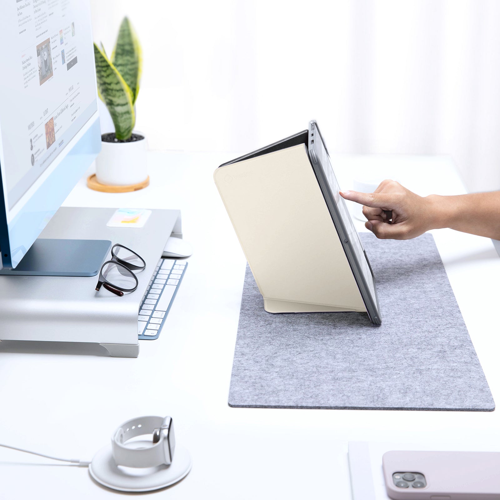 Bao Da Tomtoc dành cho iPad Pro 11" M2/M1/2020 Vertical Case - Hàng Chính Hãng