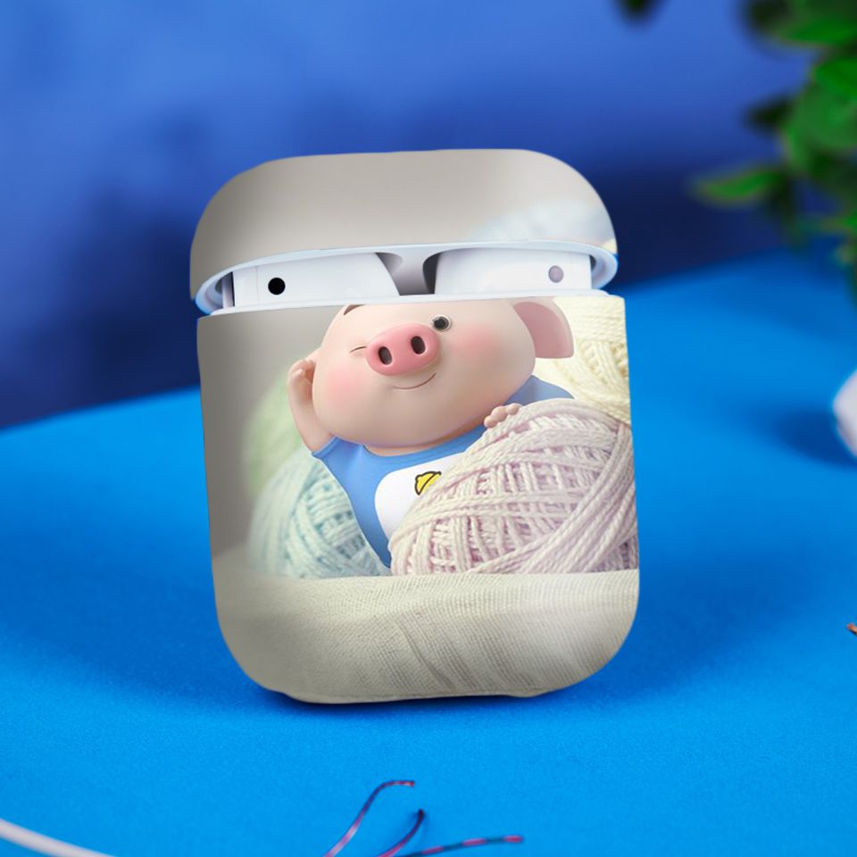 Miếng dán skin chống bẩn cho tai nghe AirPods in hình Heo con dễ thương - HEO2k19 - 128 (bản không dây 1 và 2