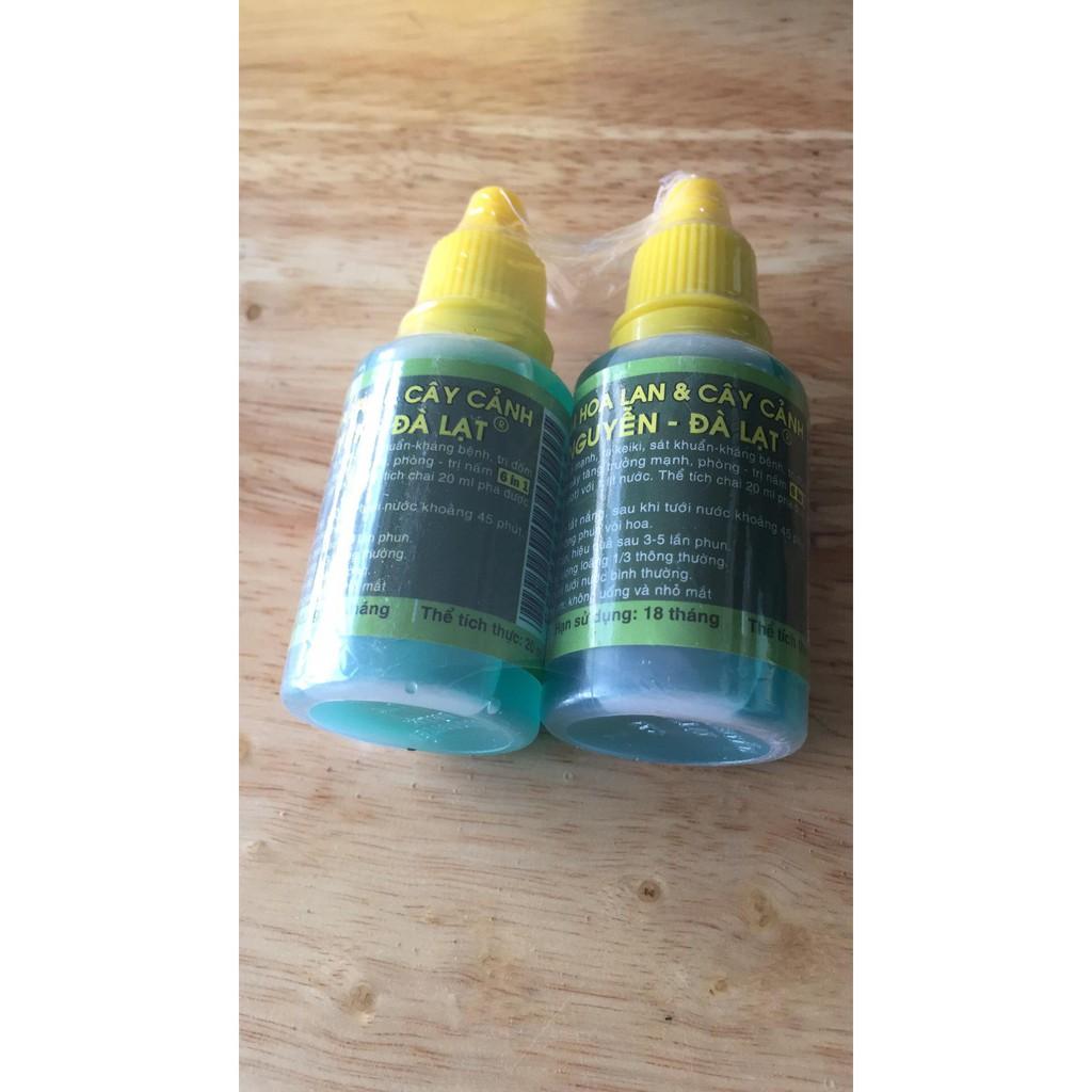 Chế phẩm hùng nguyễn Siêu ra rễ, kích keiki, trừ nấm cho phong lan lọ 20ml