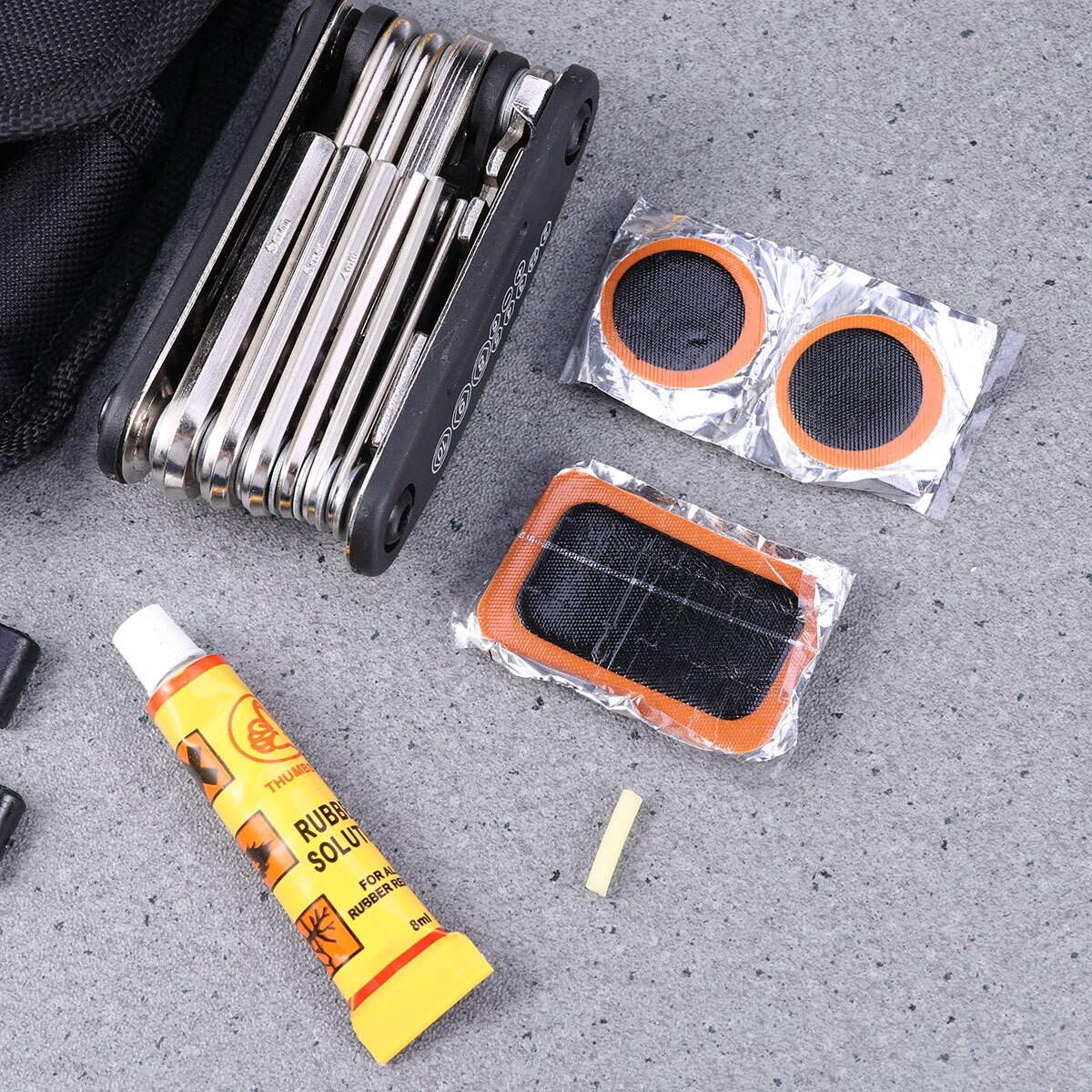 Bộ Vá Săm Lốp Sửa Chữa Xe Đạp Đa Năng Mini Tiện Dụng VS-30 Bỏ Túi (Kèm Miếng Vá) có thanh nạy nhựa cứng - Mai Lee