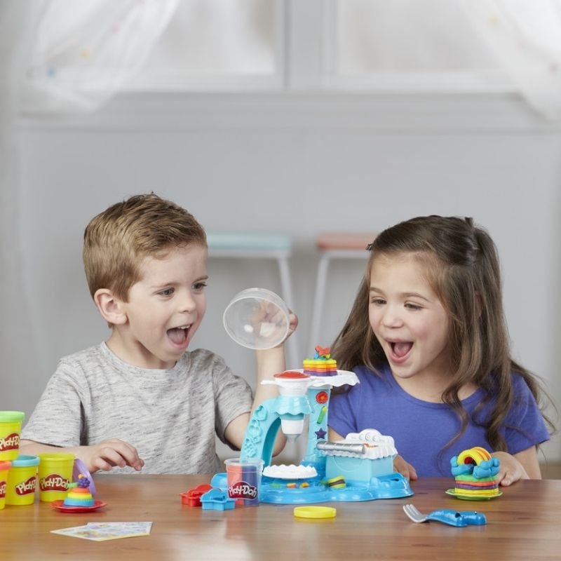 Đồ Chơi PLAYDOH Máy Làm Bánh Cầu Vòng E5401